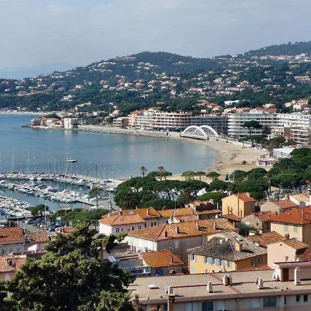 Daire A Sainte-maxime: 3 Pieces, Terrasse, Piscine, Clim, Proche - Fr-1-226-340 *