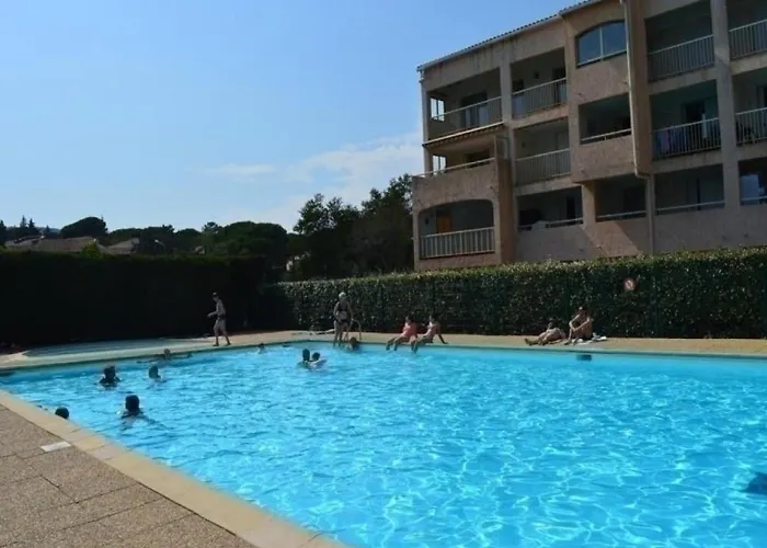 à Sainte-maxime: 3 Pièces, Terrasse, Piscine, Clim, Proche - Fr-1-226-340